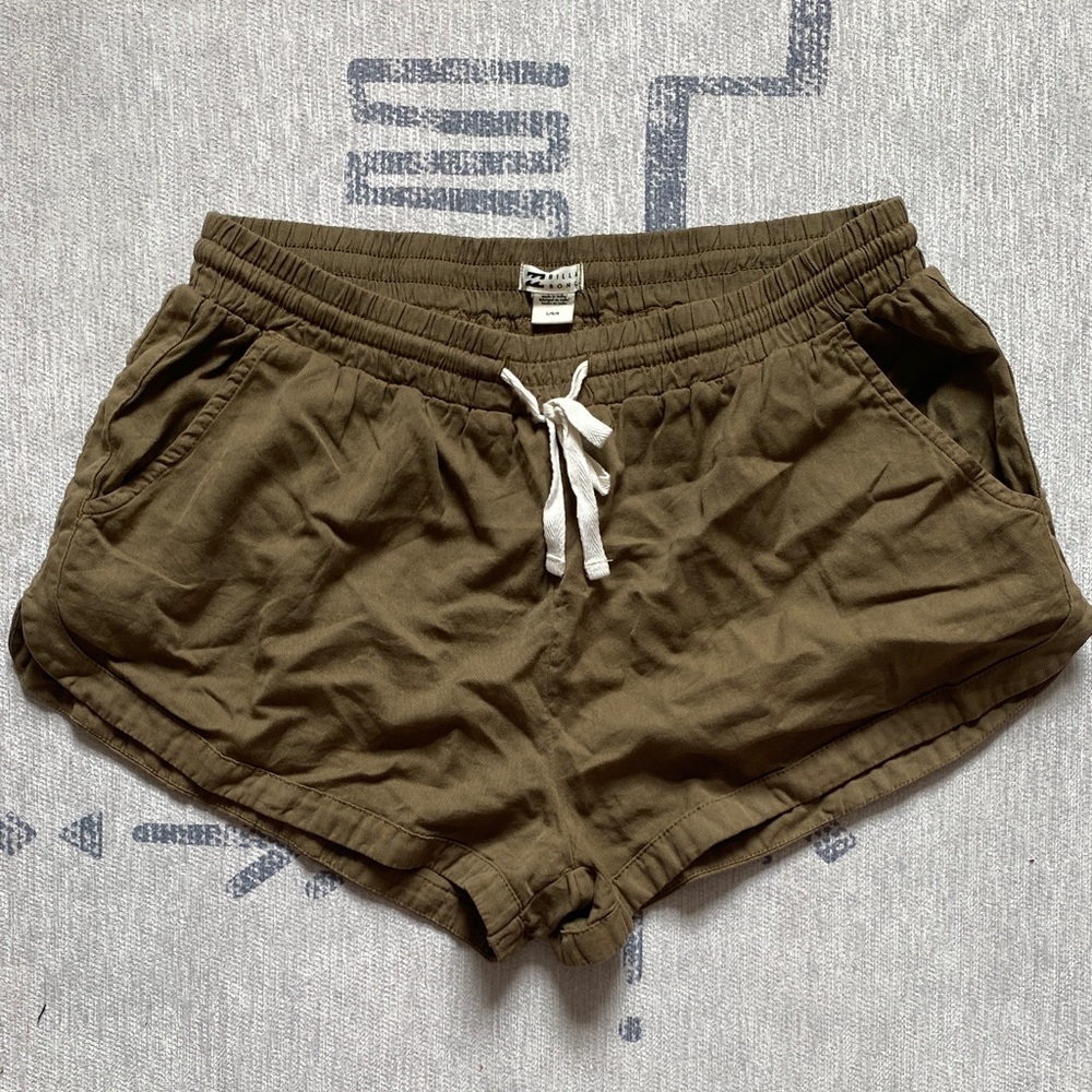 Billabong drawstring shorts